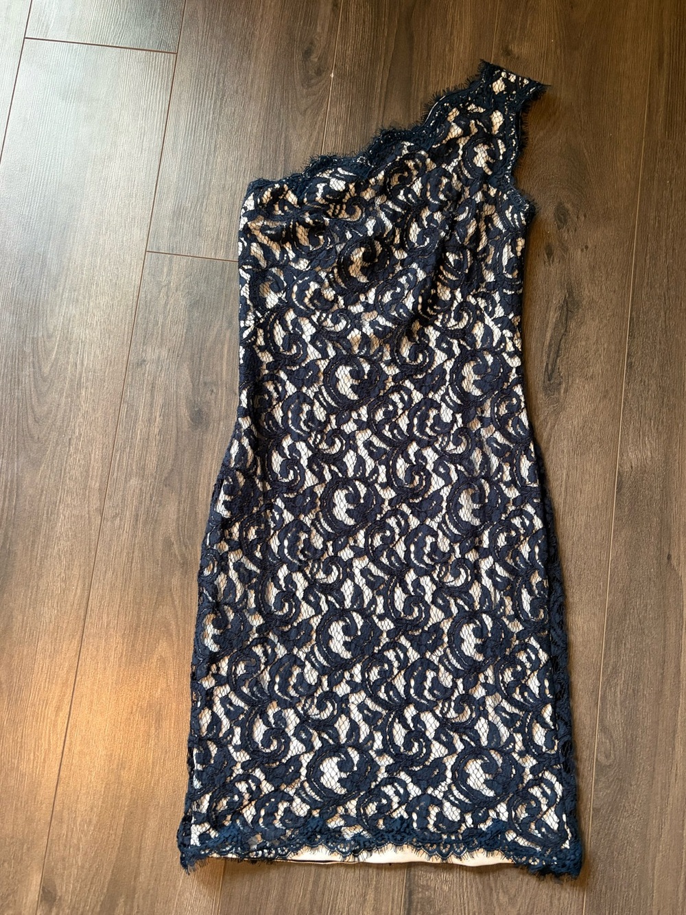 Tadashi Shoji Navy Lace One-Shoulder Sheath with White Lining